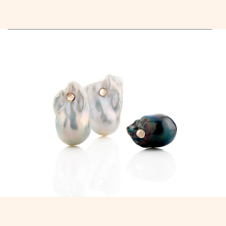 Golden Eye Tahiti Pendant jewellery piece cover